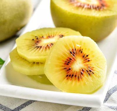 軟黃金紅心獼猴桃 香甜可口，輕松補充多種維生素